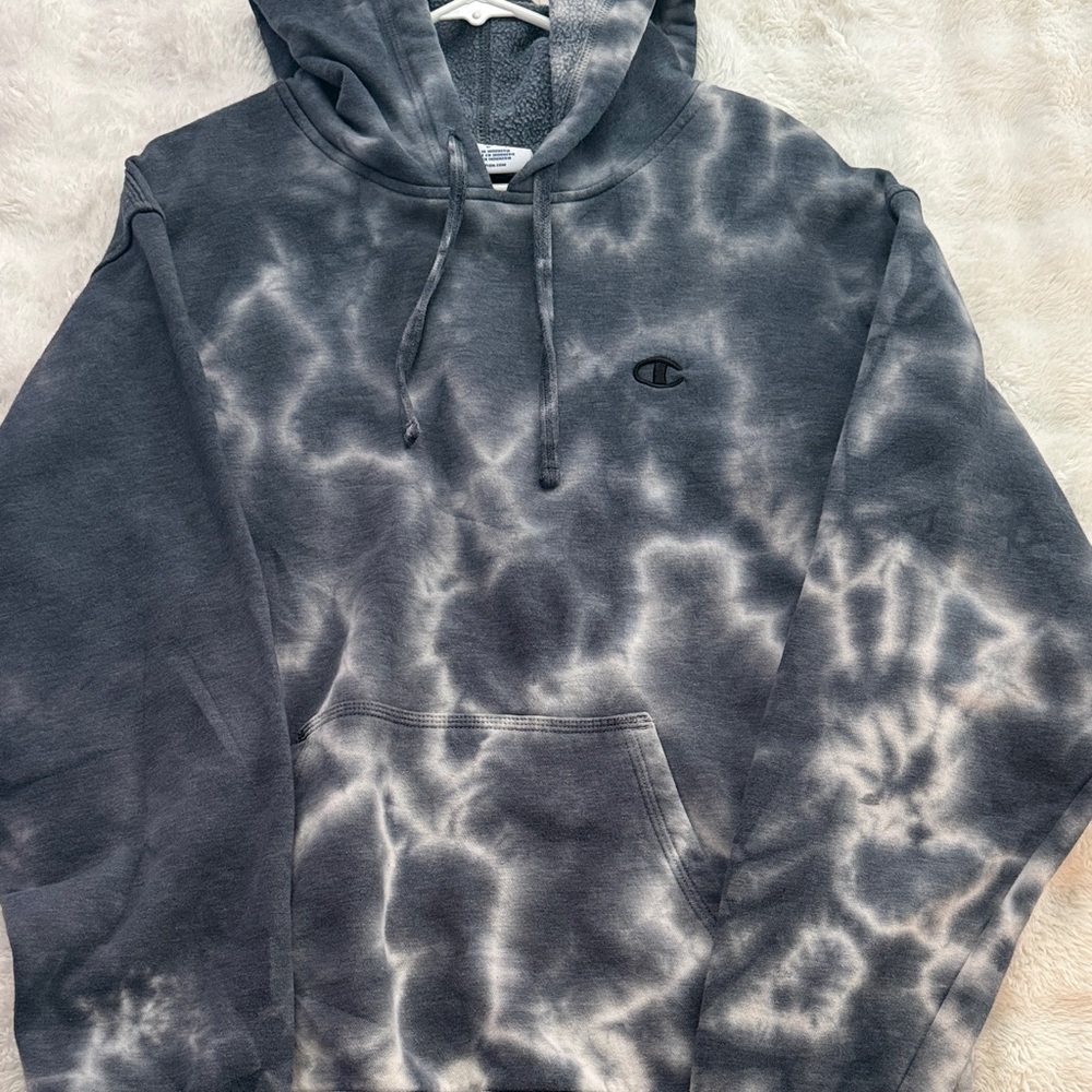 Champion Men's Black and White Tie-Dye Hoodie